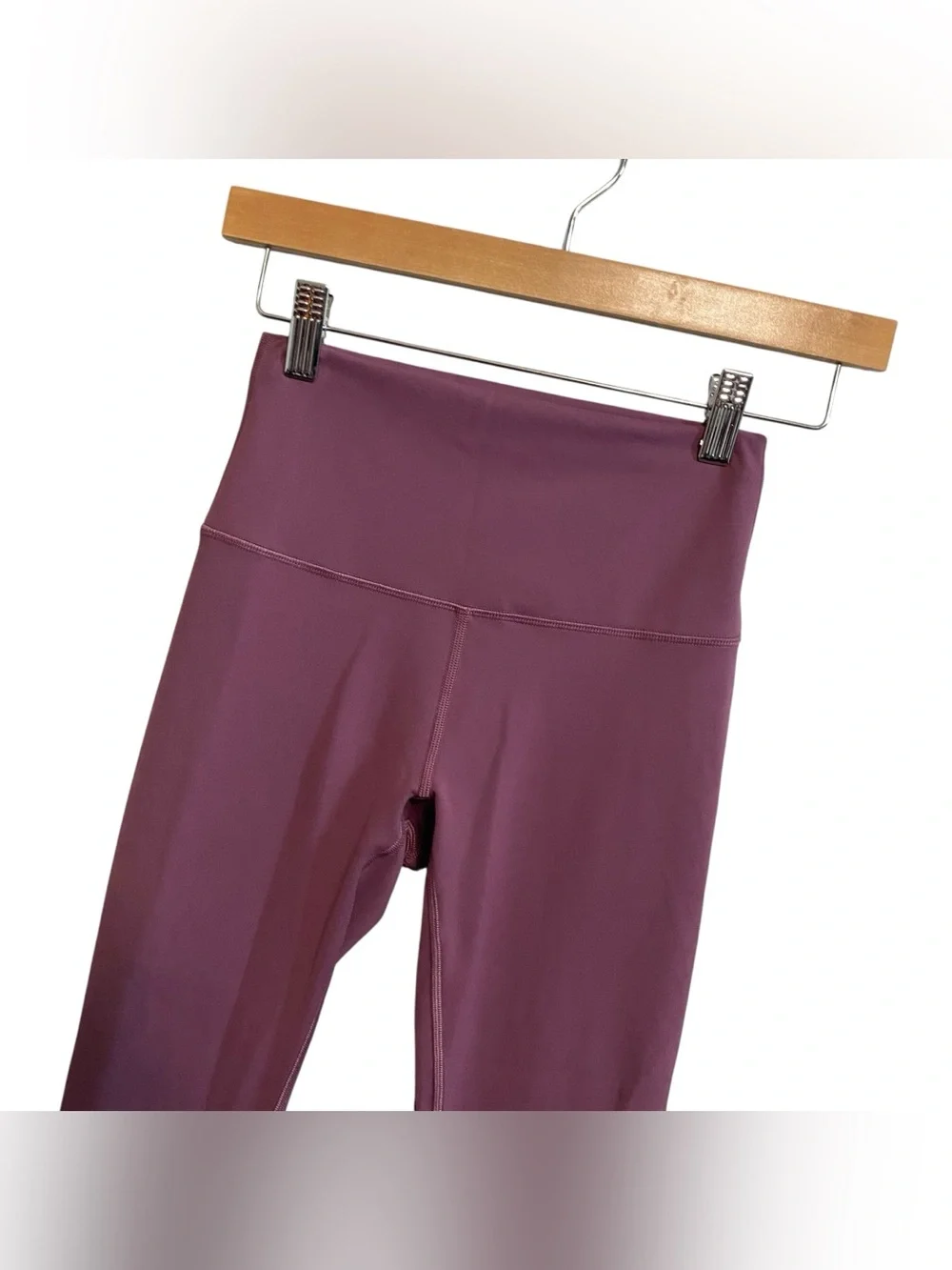 Lululemon Wunder Train High-Rise Crop 23